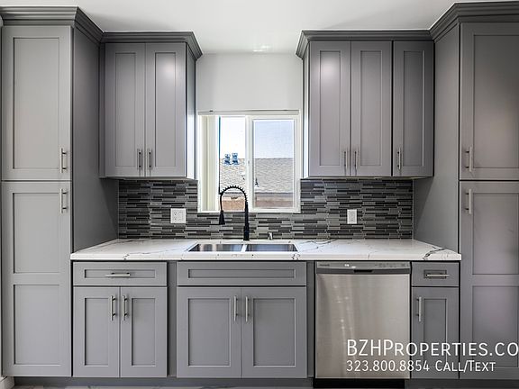 5th image of 1541 N Fuller Ave #5