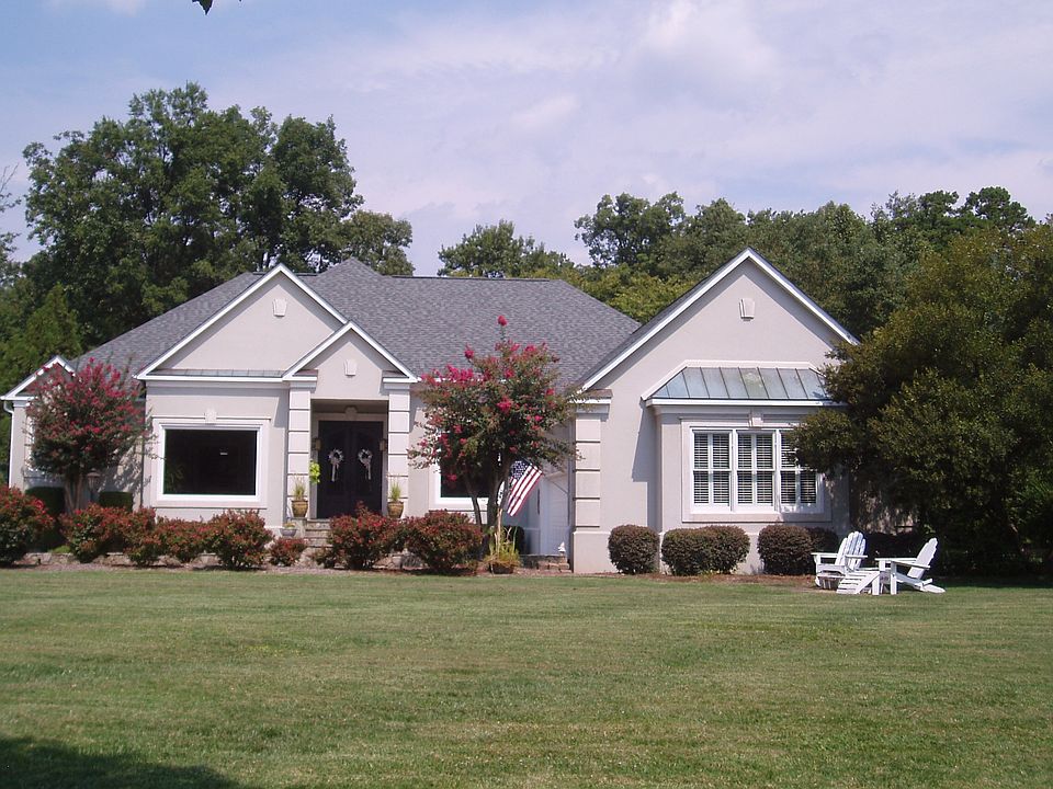 1st image of 224 Knoxview Ln