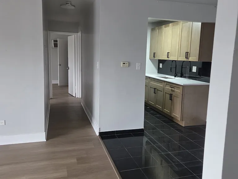 4B E Dundee Quarter Dr #201 — Photo 3