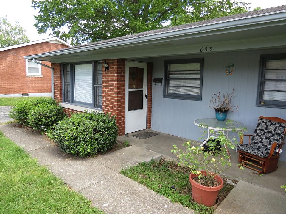 1st image of 653 Rosewood Dr