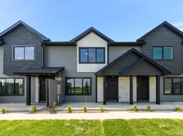 593 Hart Ln, Ankeny, IA 50021