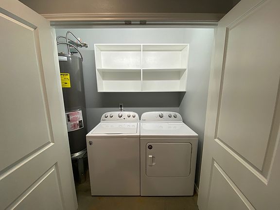 2nd image of 1520 Tanglewood Cir