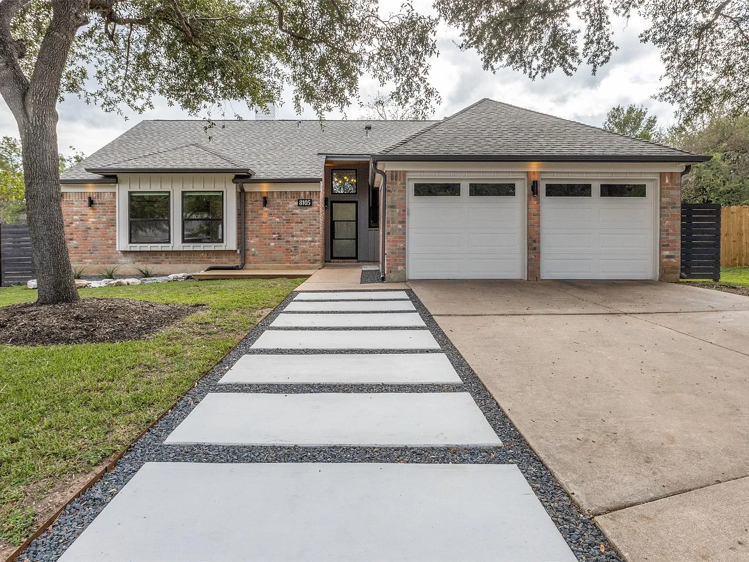 3 bed, 2.0 bath, 1693 sqft, $3,200 — Photo 1
