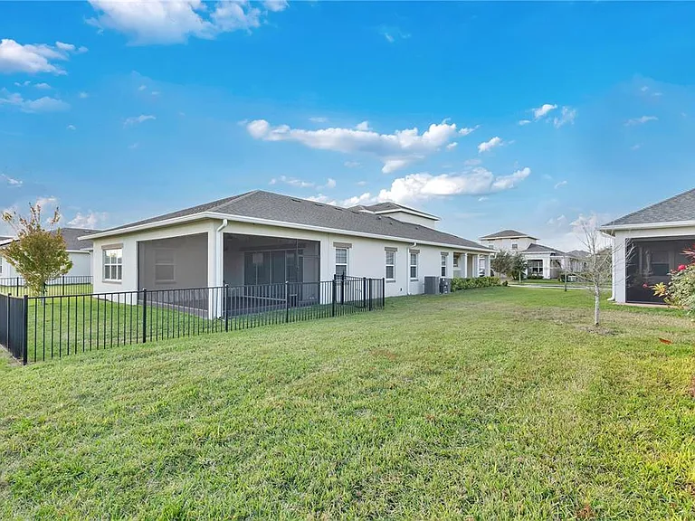 5092 Twin Lakes Blvd — Photo 28