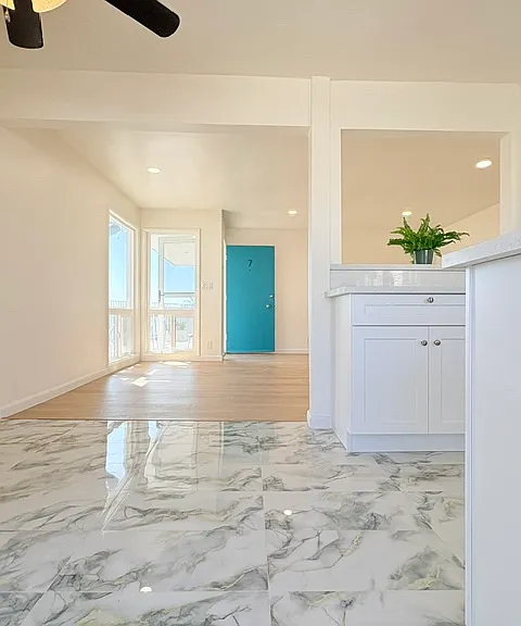 520 Avenida Victoria #7 — Photo 13