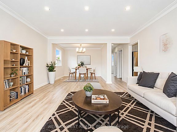 3rd image of 23 Irwin Rd