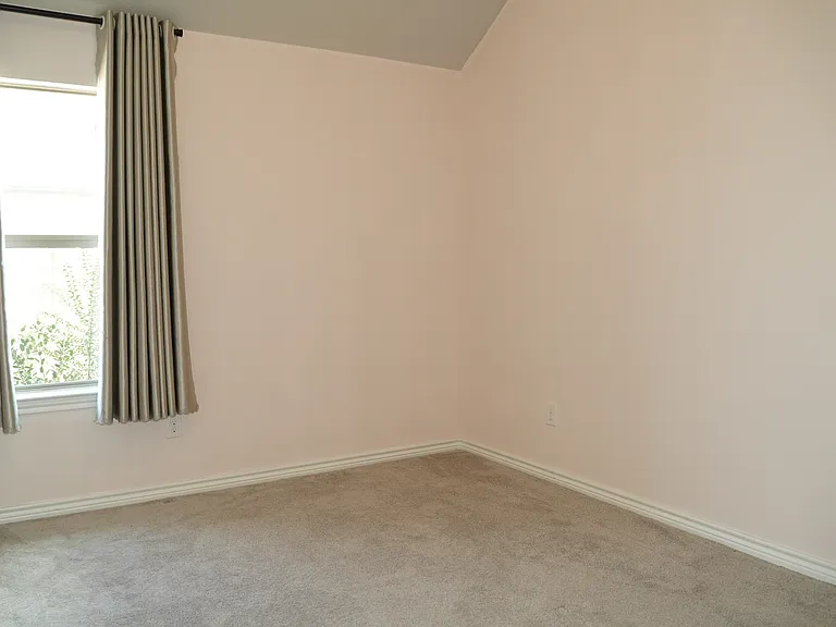 3rd Bedroom (Baby Room)