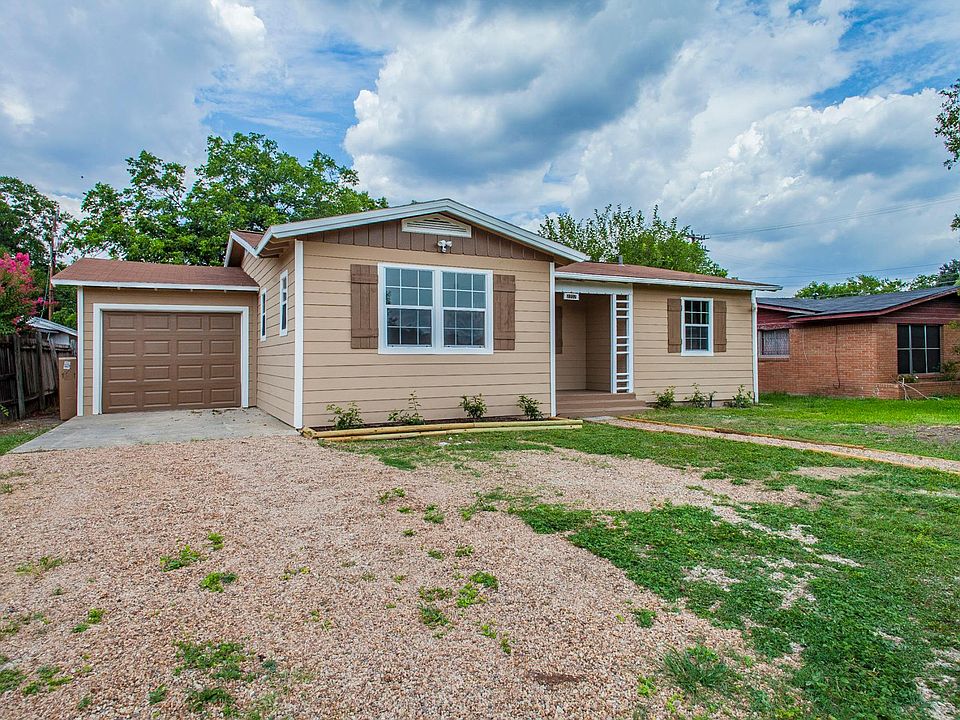 1st image of 2707 W Mistletoe Ave