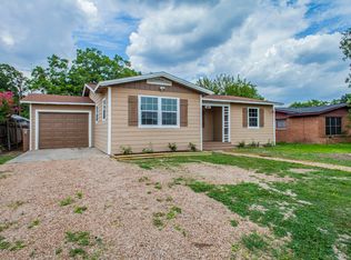 2707 W Mistletoe Ave, San Antonio, TX 78228