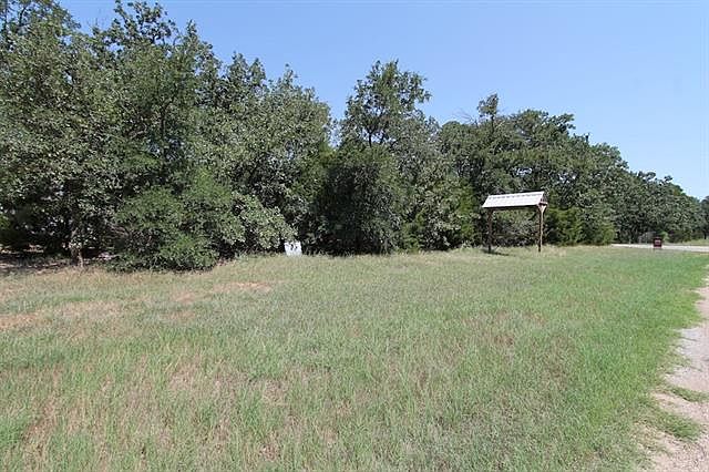 1st image of 8160 Bramble Creek Ct