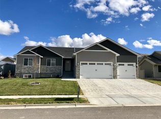 3032 D'artagnan, pocatello, ID 83204