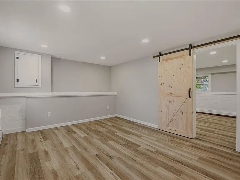 49 Dexter St — Photo 33
