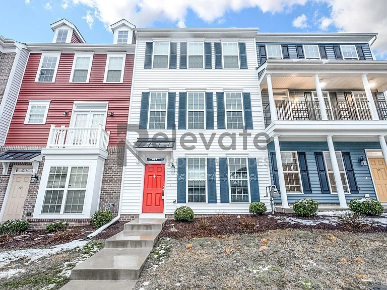 6851 Dunton Rd — Photo 1