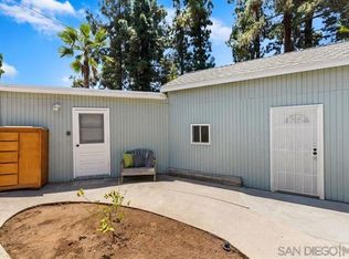 10119 Grandview Dr, La Mesa, CA 91941