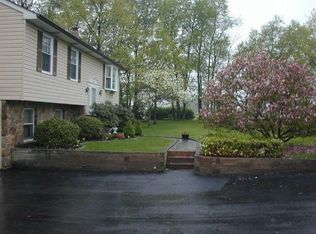 684 E Reeceville Rd, Coatesville, PA 19320