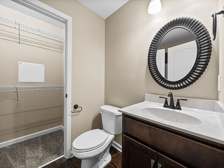 148 Center Pointe Dr — Photo 22