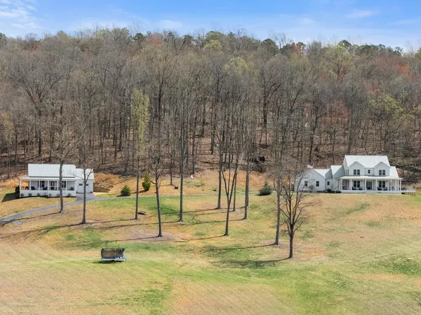 9550 Poorhouse Rd, Marshall, VA 20115