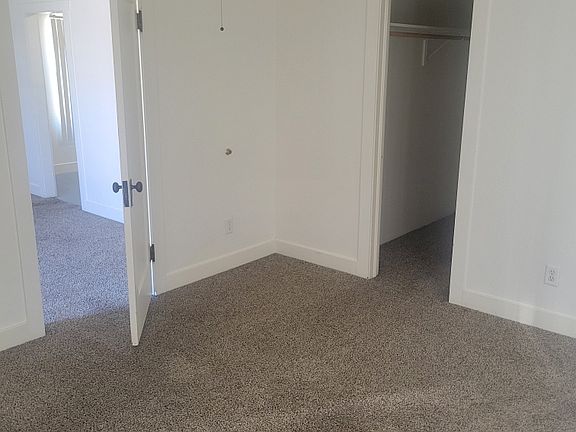 3rd image of 2023 Willow Lake Rd