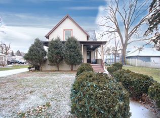 259 N Porter St, Elgin, IL 60120