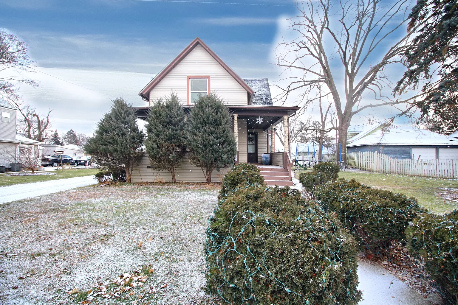 259 N Porter St photo 1