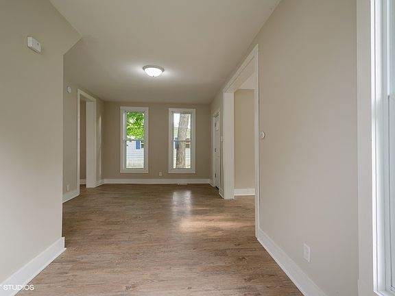 4th image of 205 N Green St