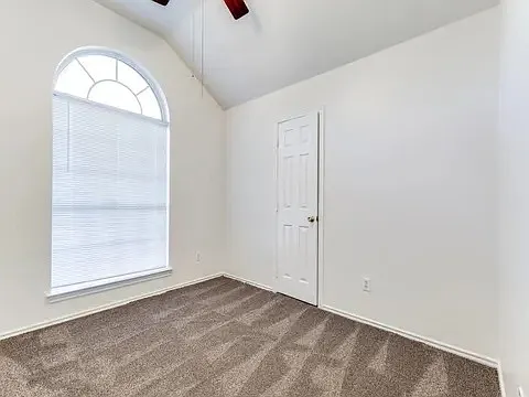 2600 Spring Rain Dr — Photo 10
