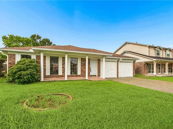 2121 Titan St, Harvey, LA 70058