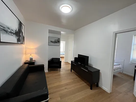 Rented by Oxford Property Group | media 2