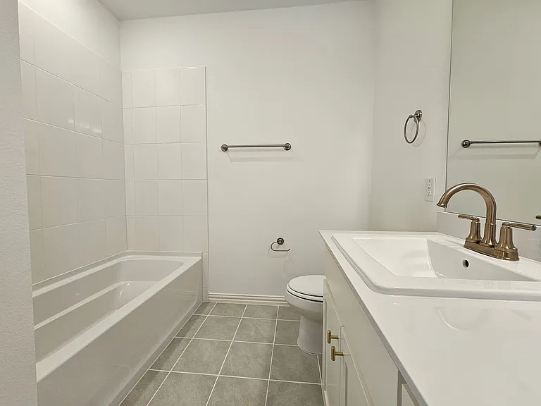 9452 Espalier St — Photo 24