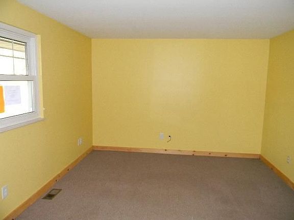 2nd image of 62 Fay Dr