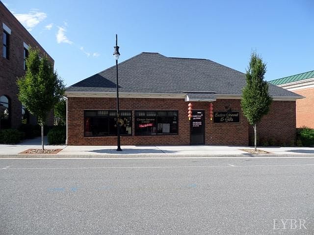 1st image of 113 Hexham Dr