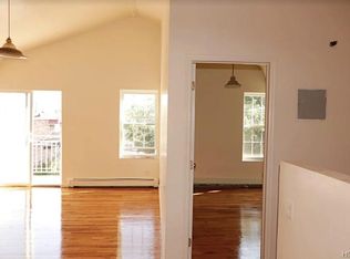 941 E 227th St, Bronx, NY 10466