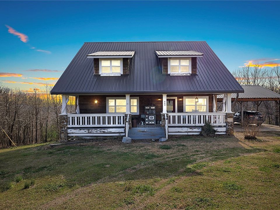 2nd image of 662 Pendergraft Rd