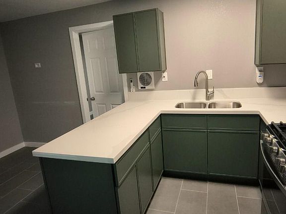 4th image of 10305 N 15th Ave APT 8