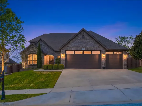 2513 S Horizon Blvd, Rogers, AR 72758