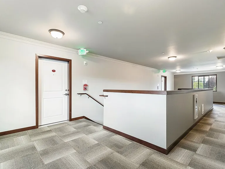 1019 Curtis St — Photo 19