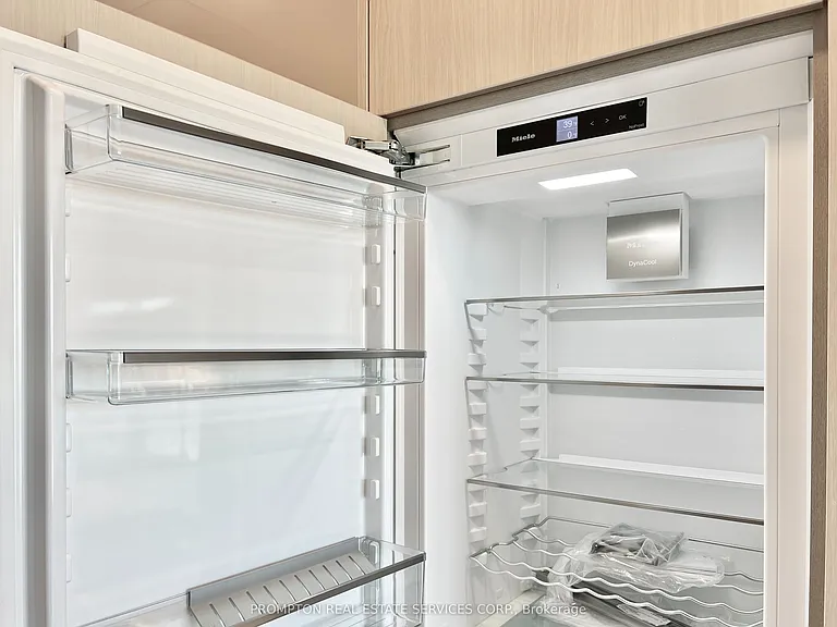 68 Esther Shiner Blvd #1008 — Photo 15