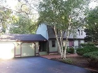 14 Emily Rd, Attleboro, MA 02703