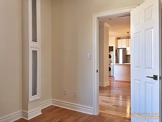 Rented by aptsandlofts.com