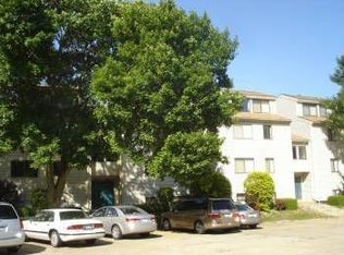 2205C Melrose Dr #C, Champaign, IL