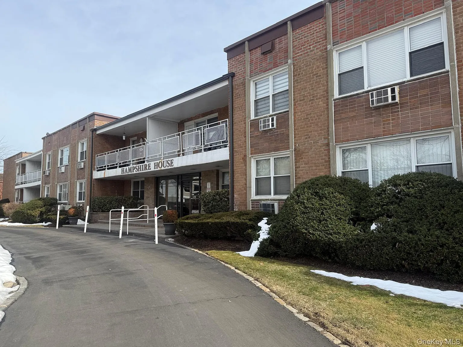 1 bed, 1.0 bath, 700 sqft, $2,850 — Photo 3