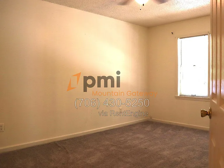 48 Primrose Dr — Photo 10