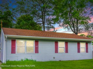 113 5th St, Barnegat, NJ 08005