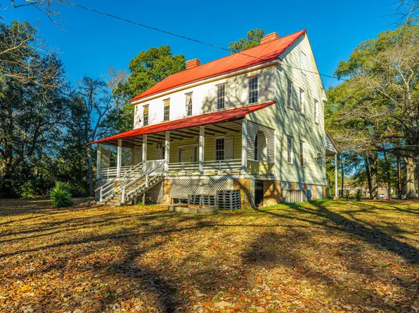 109 Porcher Ave, Eutawville, SC 29048