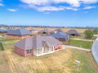 4317 W 6th St, Skiatook, OK 74070