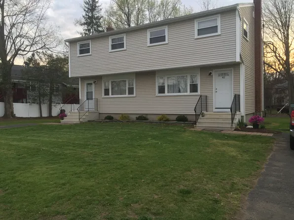 45 Chapel St, Wallingford, CT 06492
