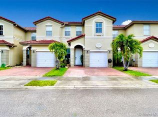 7864 NW 110th Ave, Doral, FL 33178