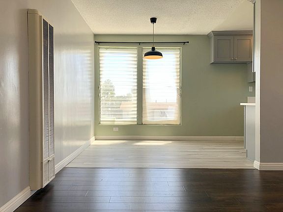 4th image of 1681 College View Dr #15