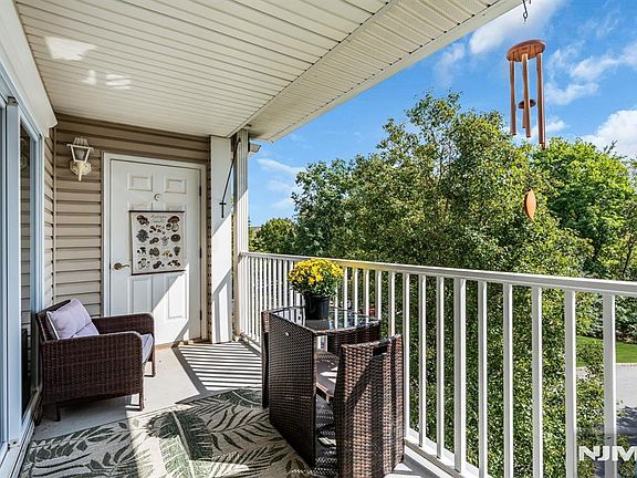 2nd image of 2304 Conrad Way #2304