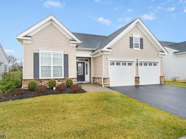 28 Gordon Way, Mount Olive Twp., NJ 07836